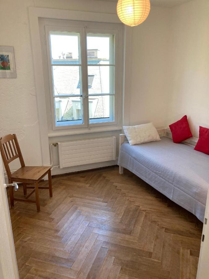 Charmant 2 Pieces Avec Parking Prive Lozanna Zewnętrze zdjęcie